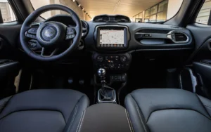 Jeep Renegade (1)