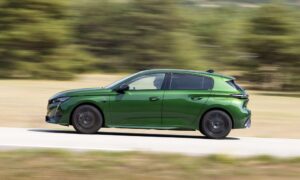 Peugeot 308 (2)