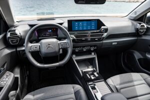 Citroen-C4 Xfeel INT